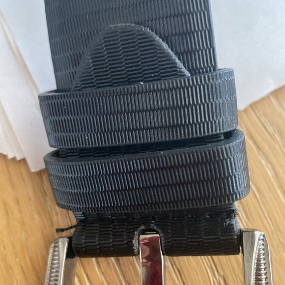 Men's Brand New Nike Leather Belt - Picture 6 of 8